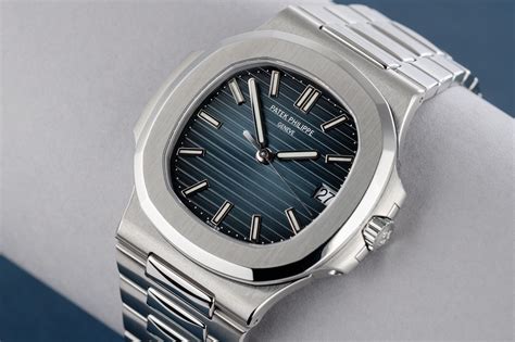 patek philippe nautilus 5711 jumbo|patek philippe nautilus sale.